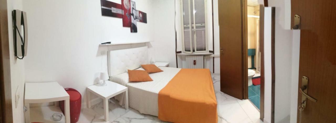 Albergo Ollolai ชิวิตาเวกเกีย ภายนอก รูปภาพ